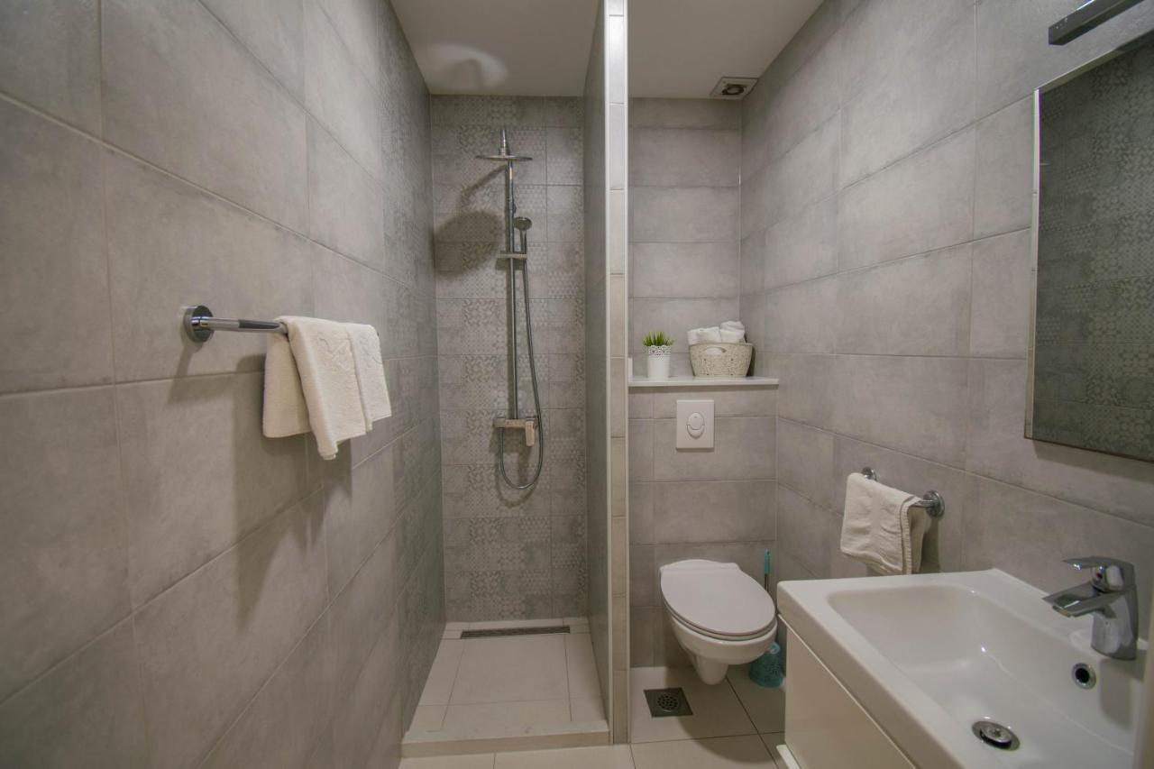 Family Apartment Manuela - Baška Voda المظهر الخارجي الصورة